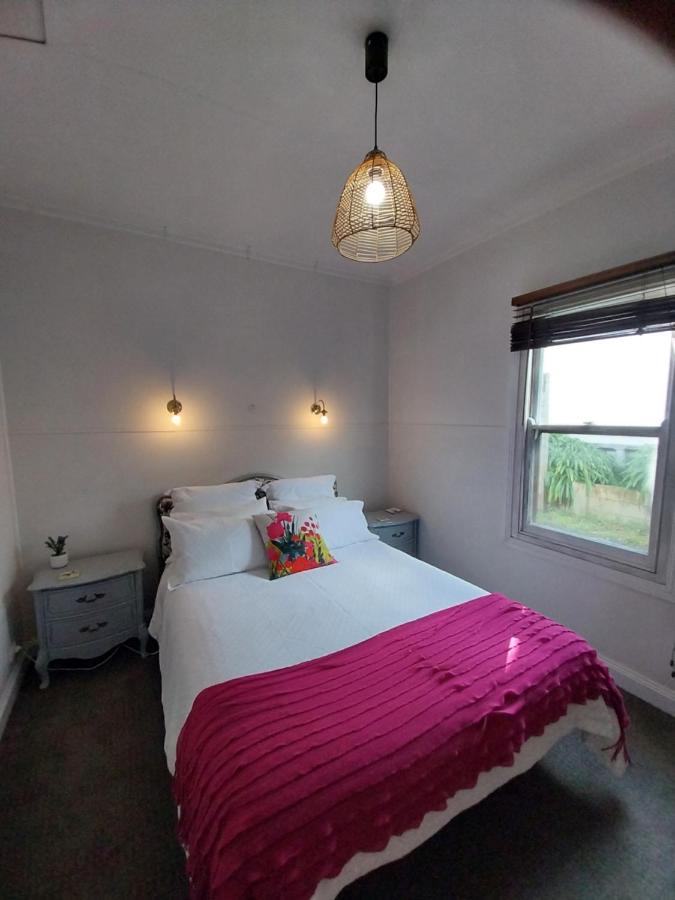 Lavender Cottage - Cute, Cosy & Pet Friendly - B&B Ballarat