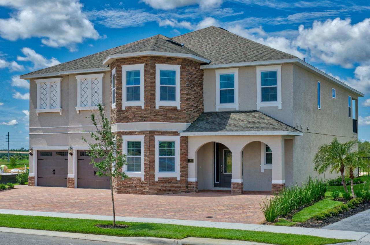 Vivid Home With Theater, Themed Room Near Disney With Waterpark & Resort Access At Encore Resort- 7662Ff - Chambres d’hôtes Kissimmee