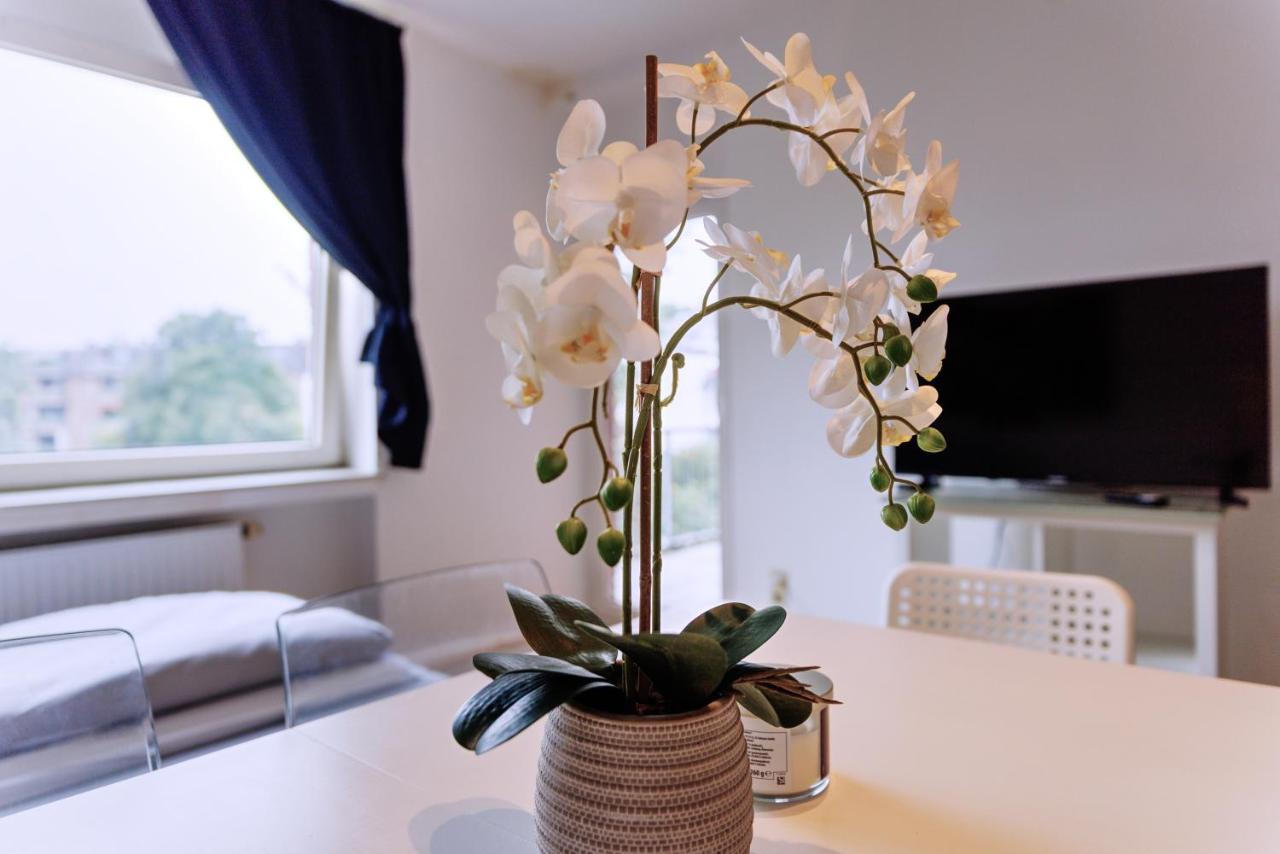 Workerslodge Krefeld Apartment für 6 Gäste mit Garage & Balkon - B&B Krefeld