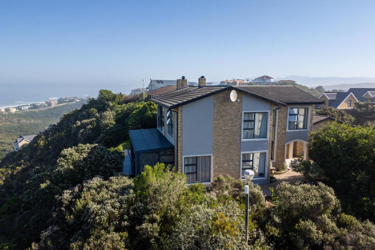 1 on Pacific Close - B&B Sedgefield