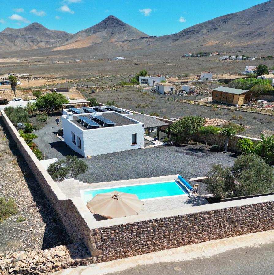 Casa Marisa with Heated Pool & Garden - B&B