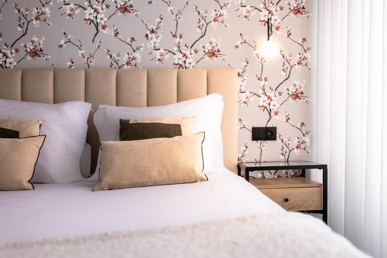 Modern Escape next to the Metro Station - B&B Vila Nova de Gaia