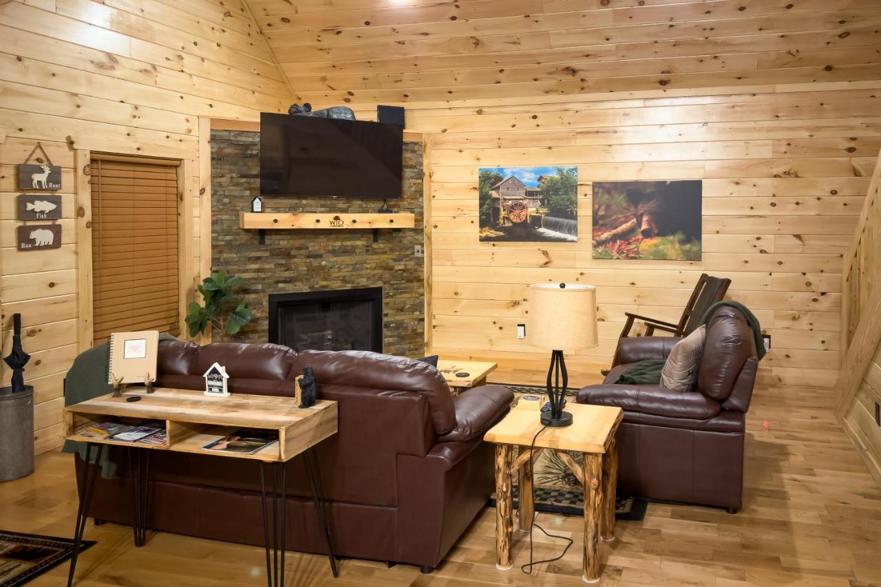Gatlinburg Mountain Cabin 4 Mi to National Park! - B&B Gatlinburg