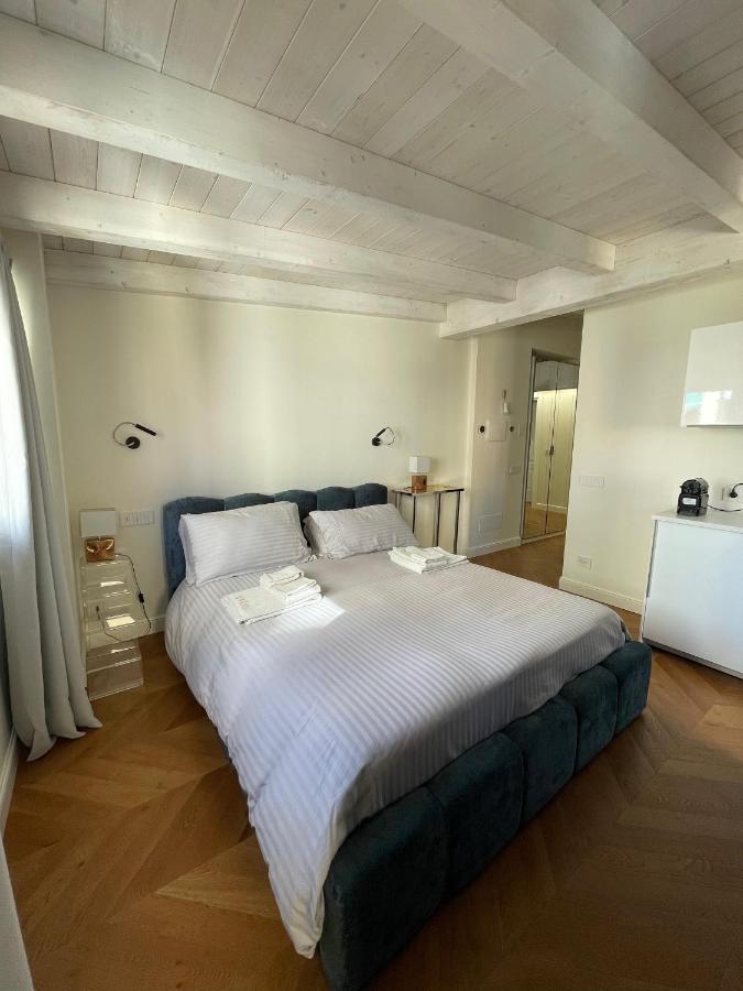 Estudio Deluxe con cama grande