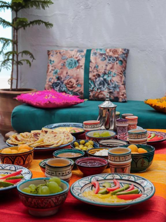 EcoBay Surf Camp - Chiil Experience Horses & MusicVibes - B&B Agadir