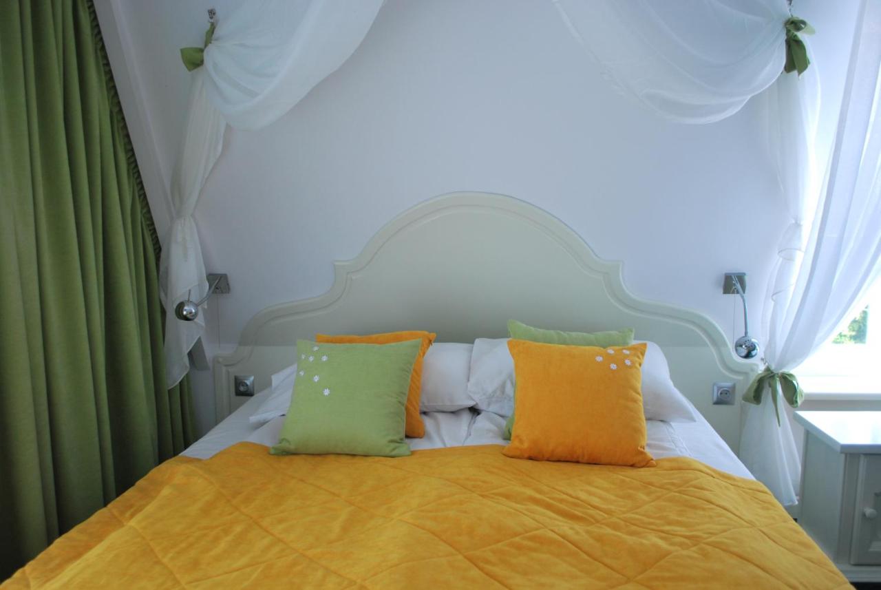 Doppelzimmer mit Balkon