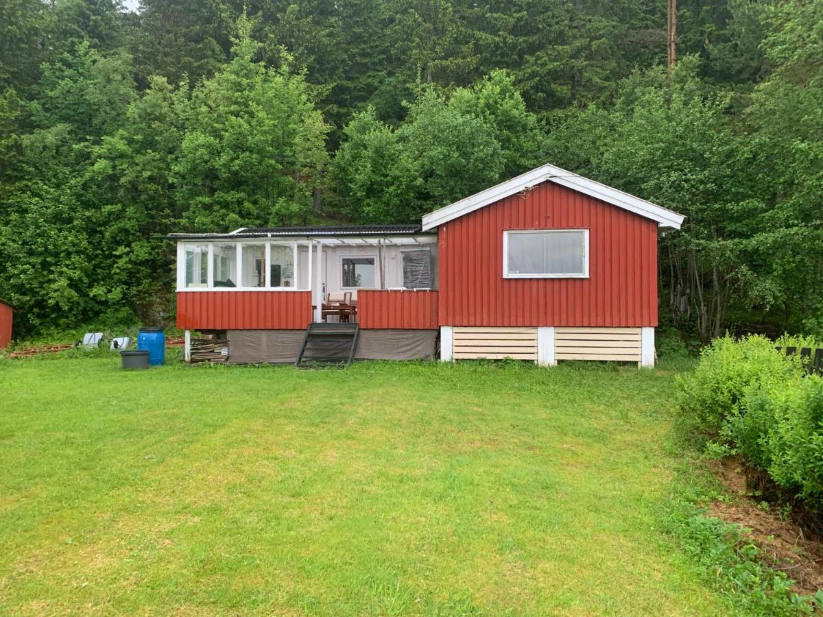Cabin at Hestsjøen Badeplass - B&B