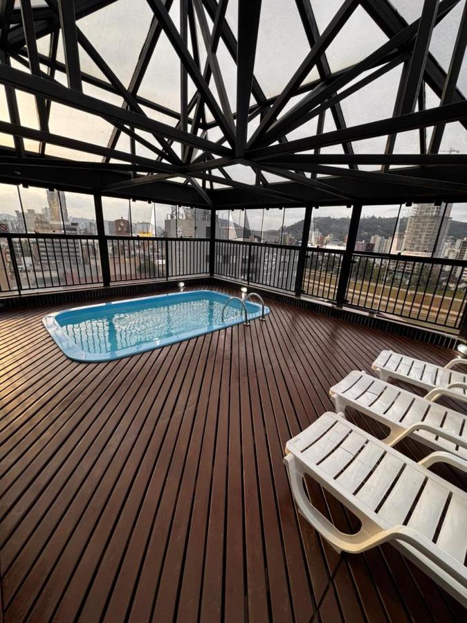 Super Central - Fácil acesso a tudo - TownHouse - B&B Blumenau