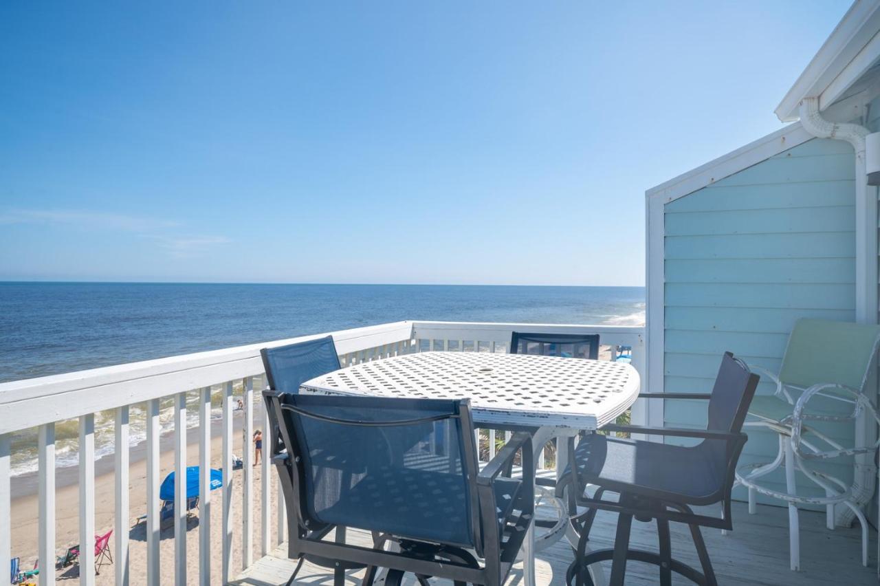 Ocean Dunes 2nd Floor Top Unit - Bed and Breakfast Kure Beach