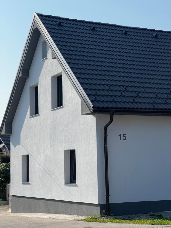 Natura Apartments - Ferienwohnung Kranj