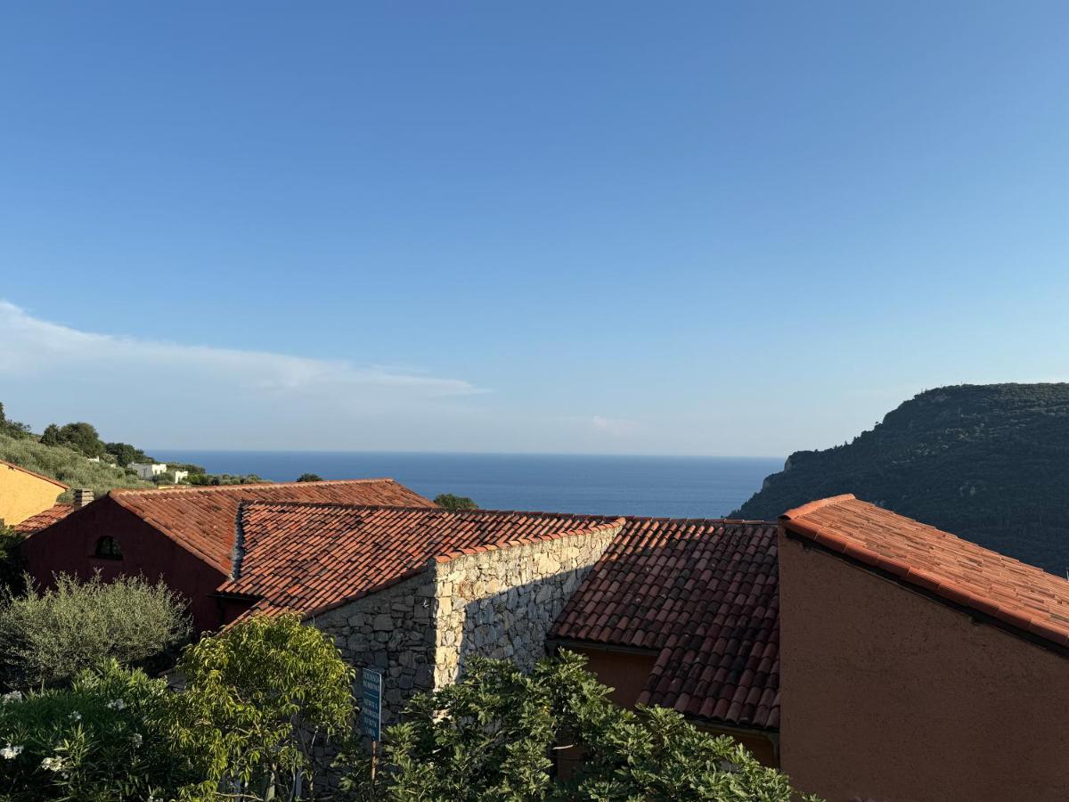 Blue Sea House - B&B Finale Ligure