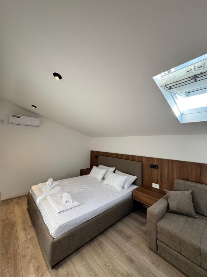 Apartments & Event Center Rudnik Sporta Vrdnik - Chambres d'hôtes Vrdnik