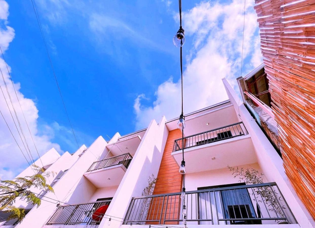 Hooga Home - B&B Cebu City