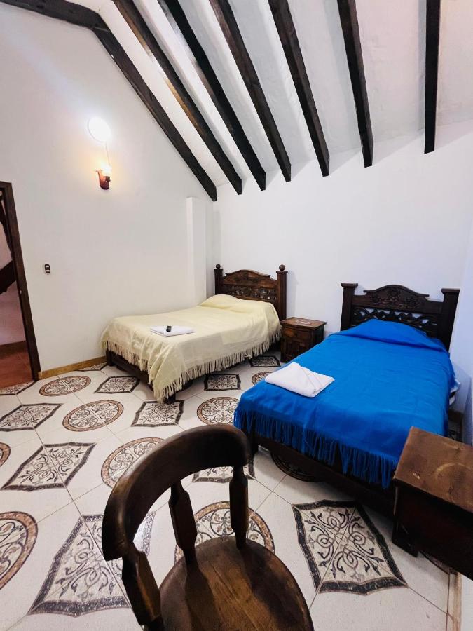 Tweepersoonskamer met 1 of 2 Bedden en Eigen Badkamer