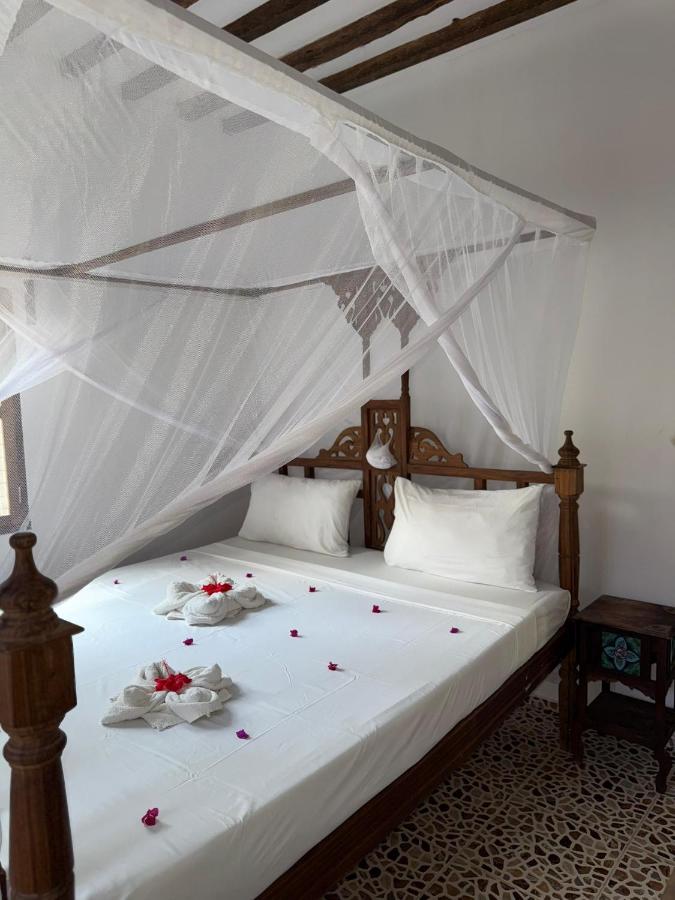 Standaard Tweepersoonskamer met Gedeelde Badkamer