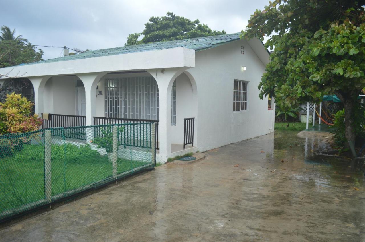 Posada Henry - B&B San Andrés