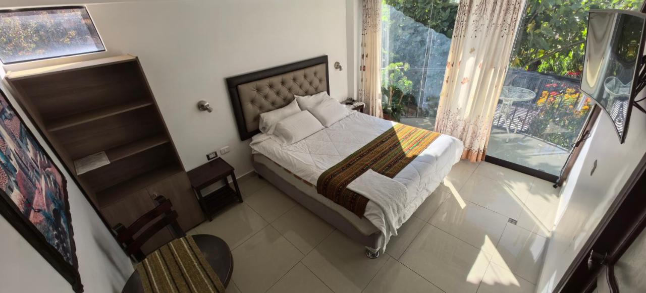 Chambre Lit Queen-Size avec Balcon