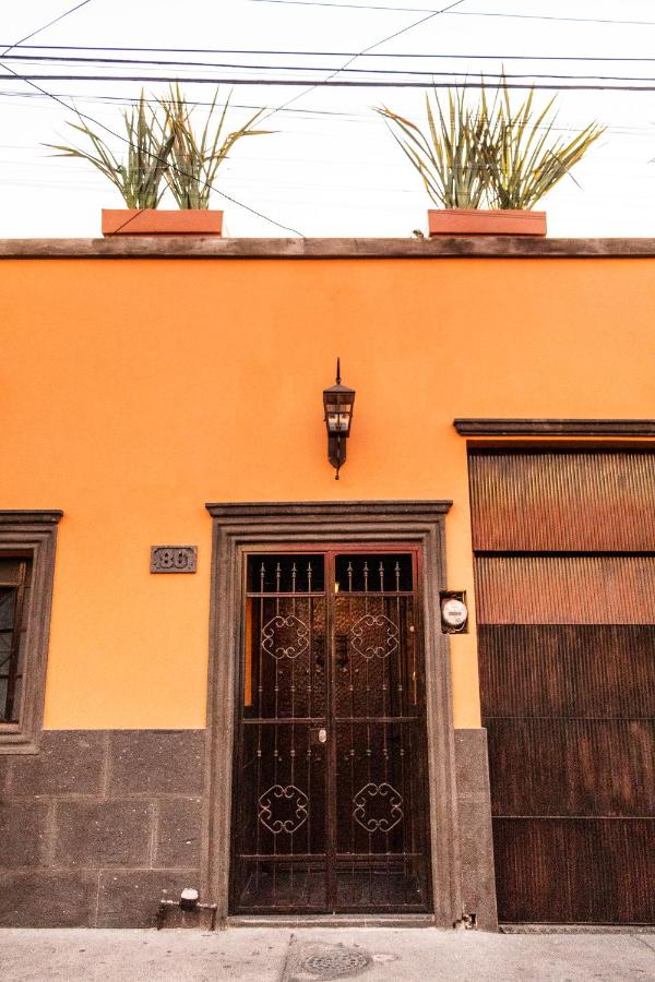 Casa de hospedaje -La Abadía de San Pedro - B&B