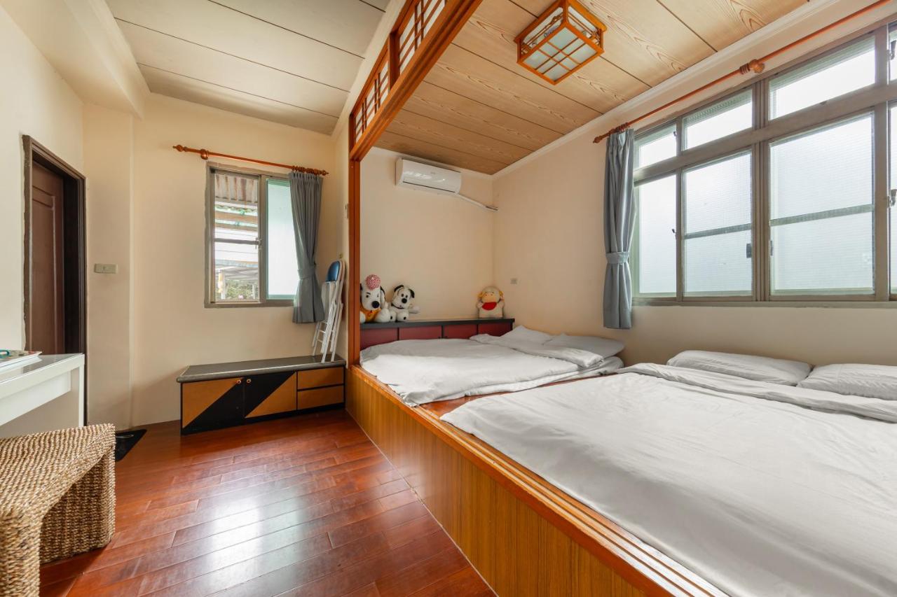 Japanese-Style Room