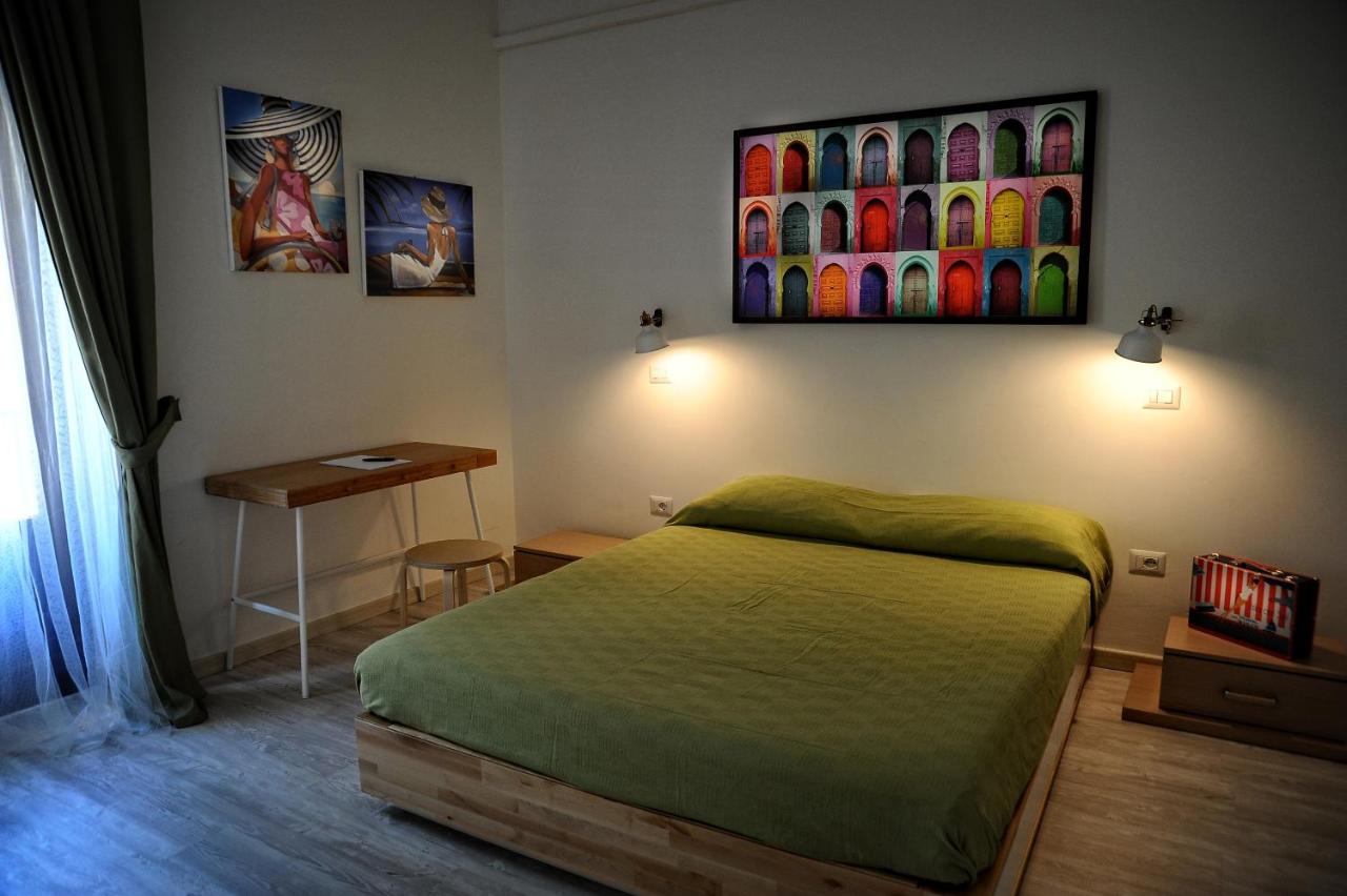 Studio Deluxe