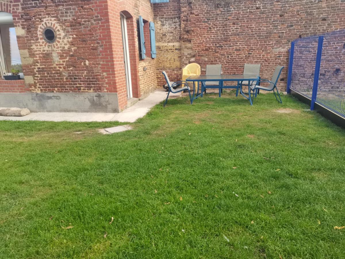 Maison a la campagne avec canal - Bed and Breakfast Thun-Saint-Martin