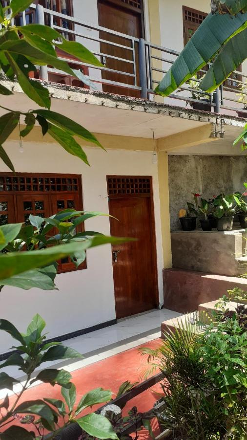 Daresh home stay - Bed and Breakfast Maskeliya