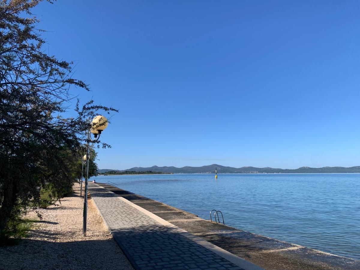 Room with Balcony and Sea View - Chambres d’hôtes Zadar