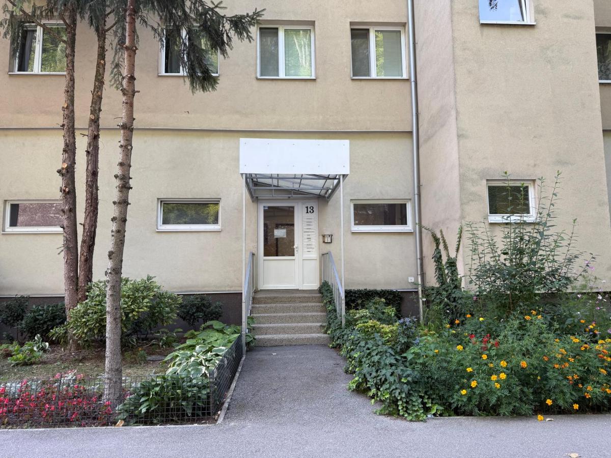 Apartmán s veľkou terasou v srdci Trenčína - Ferienwohnung Trentschin
