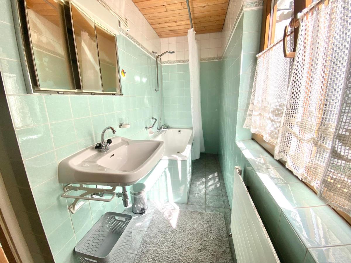 Three-Bedroom Apartment with Bath