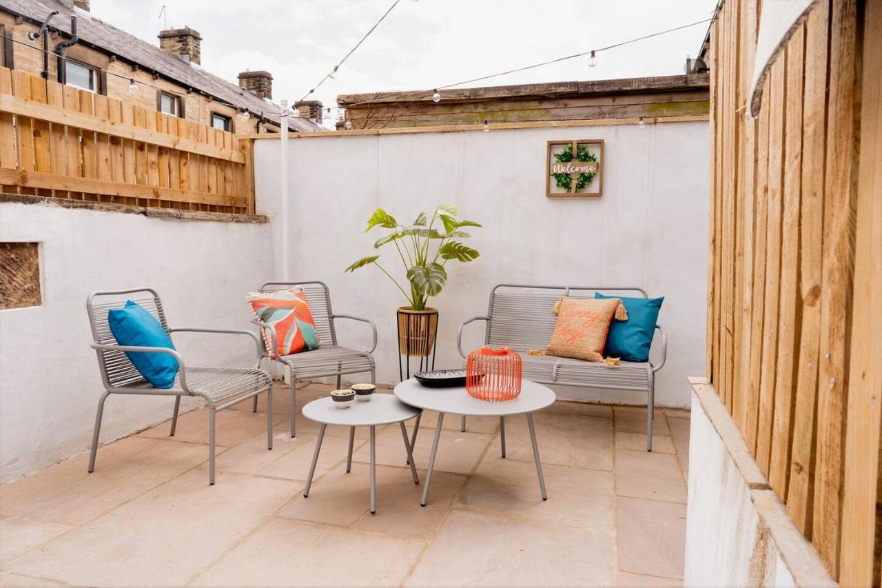 Above Rubies - Sawley Cottage, Canal, Cafes, Bars! - B&B Skipton