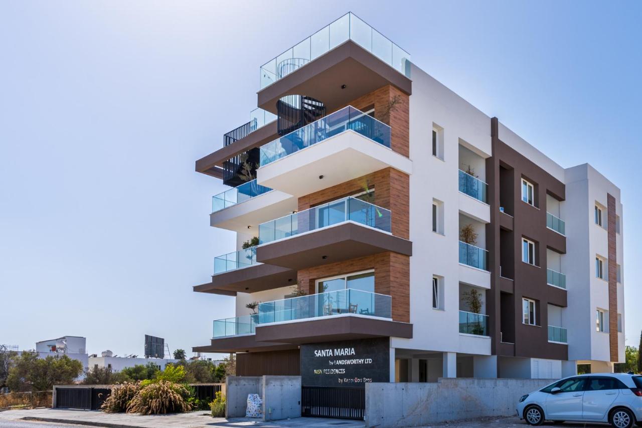 Doria 2-Bedroom Apartment & Balcony in Larnaca - Chambres d’hôtes Aradíppou