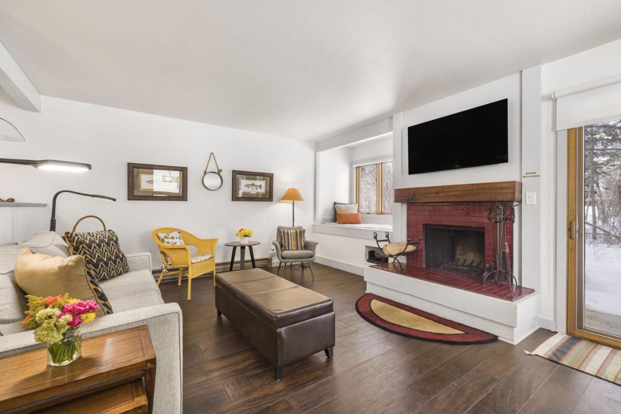 RMR: Hawthorne 214 Condo in The AspensWilsonWY - Chambres d’hôtes Wilson