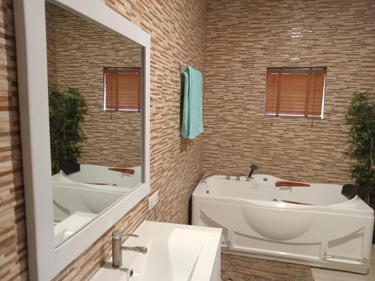 JLA Homes Ltd - Chambres d’hôtes Danfa