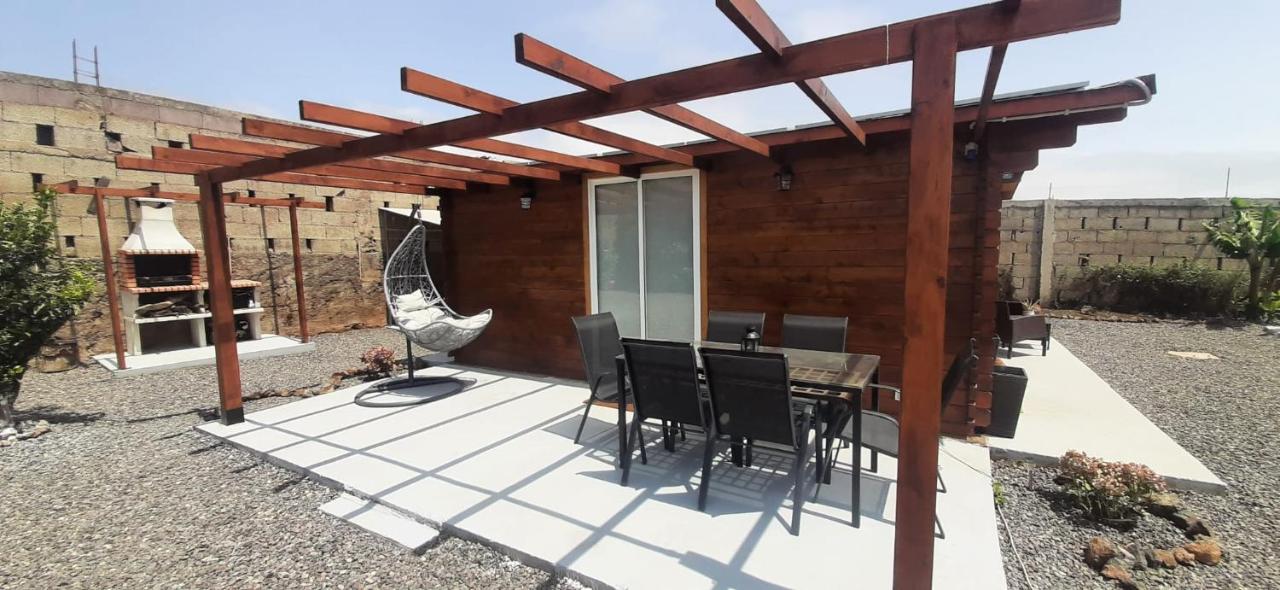 Peaceful Getaway with Pool, Jacuzzi & BBQ Area - B&B