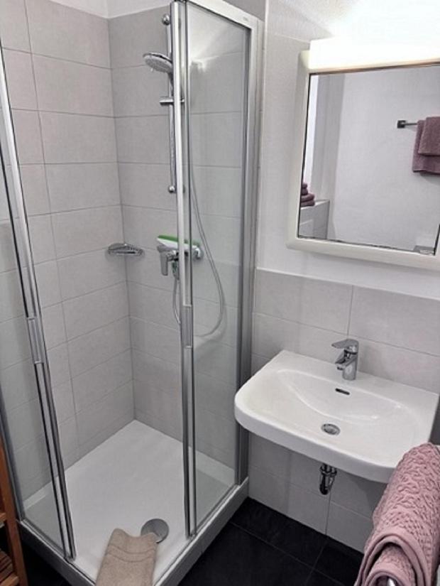 Appartement DORIS mit Hallenbad und Sauna by MoniCare - B&B Seefeld in Tirol