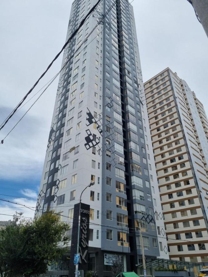 Muy cerca de embajada de Venezuela, moderno y acogedor apartamento - B&B La Paz