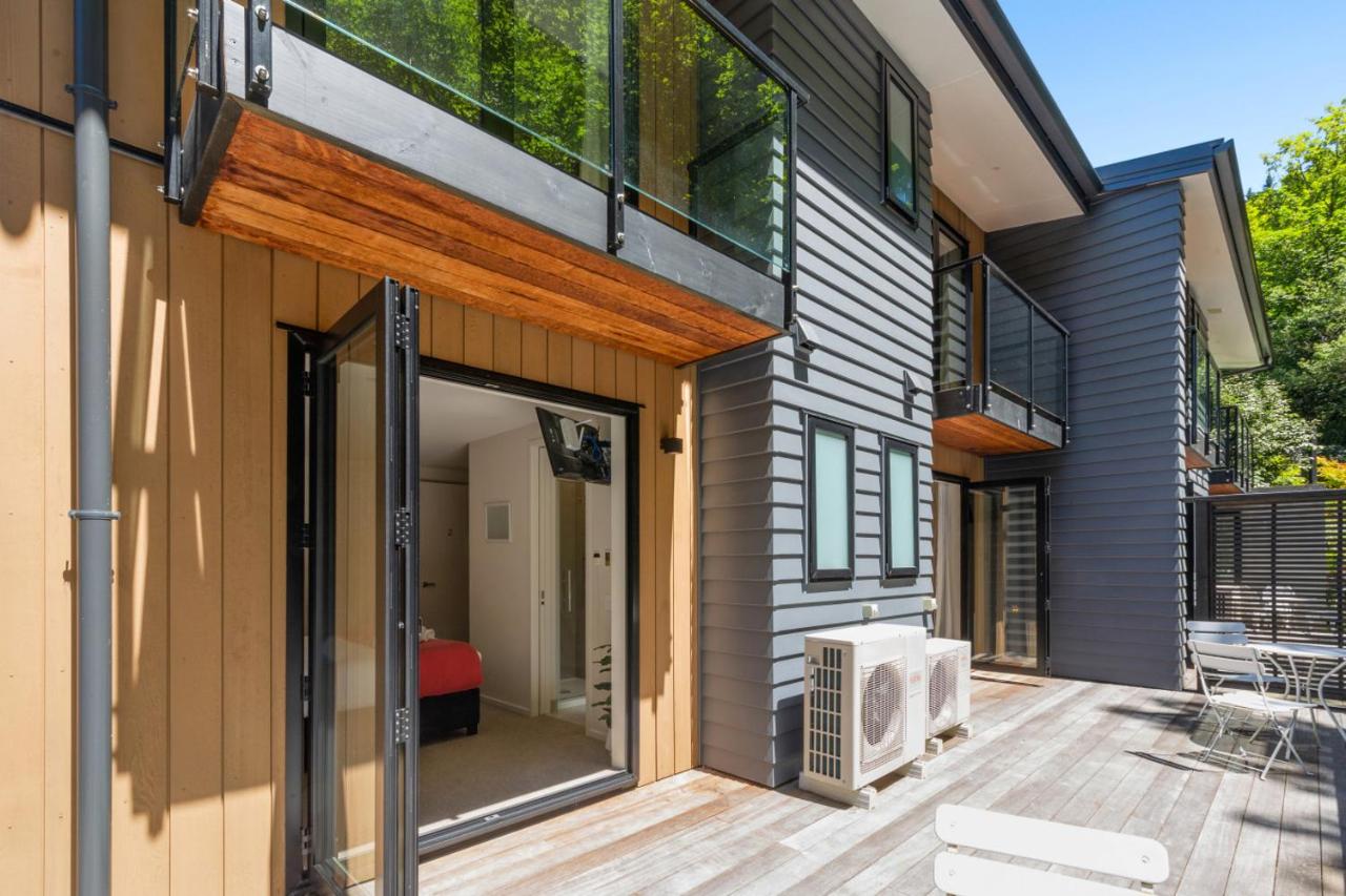 Forest Creek Retreat – Mountain Views & Spa Pool - Chambres d'hôtes Queenstown