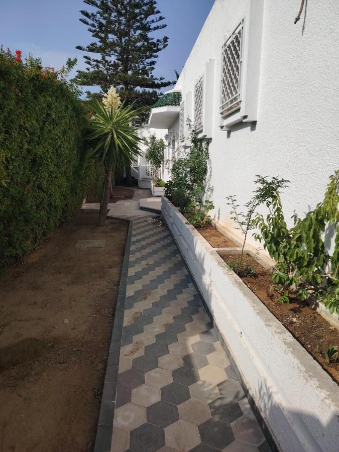 Dalton's villa avec piscine - B&B Sukrah