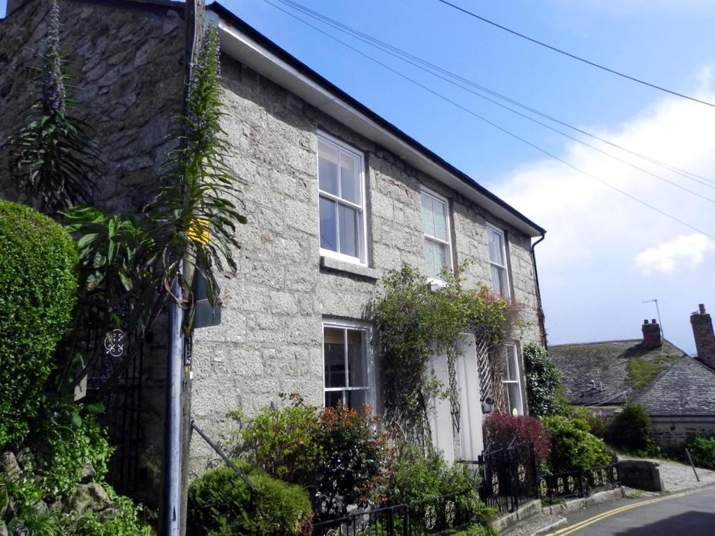 Carvosso - B&B Mousehole