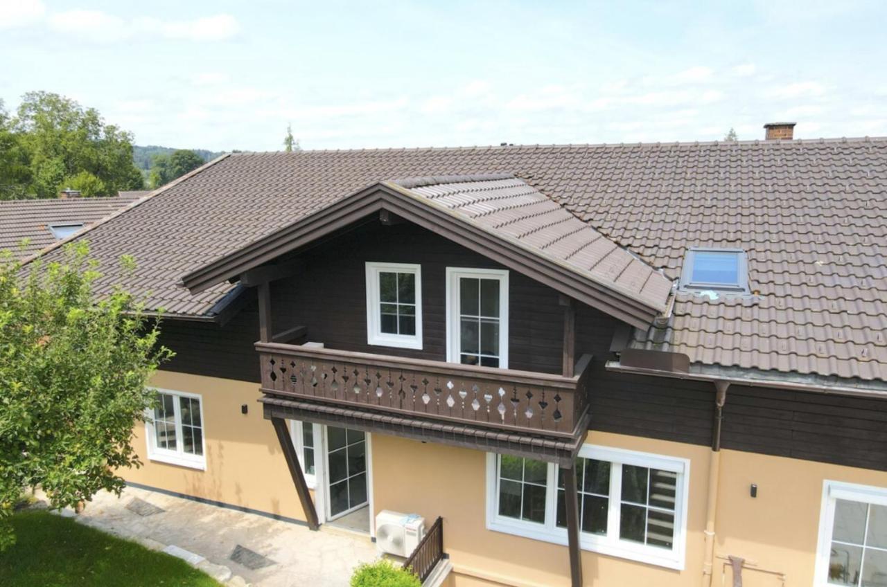Modernes Apartment mit Balkon zwischen Chiemsee und Kampenwand - B&B Bernau am Chiemsee