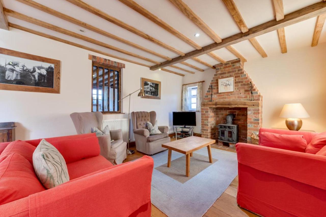 Iden Green Farm Stables - Ferienwohnung Benenden