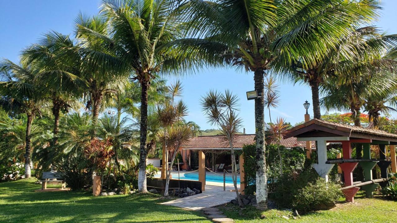 Pousada Atelier Aly da Costa - B&B Iguape