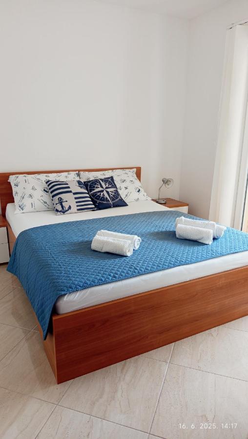 Apartments Marija APARTMAN 4, Promajna - B&B Promajna