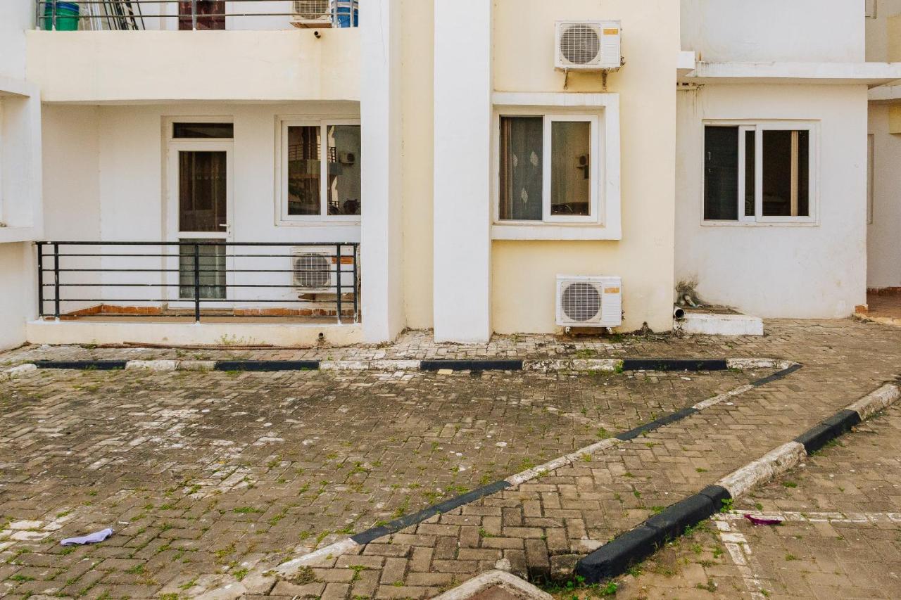 Sea Breeze Apartment with 3BRs-Pool Walk to Beach, Gen Set - B&B Dar es Salaam