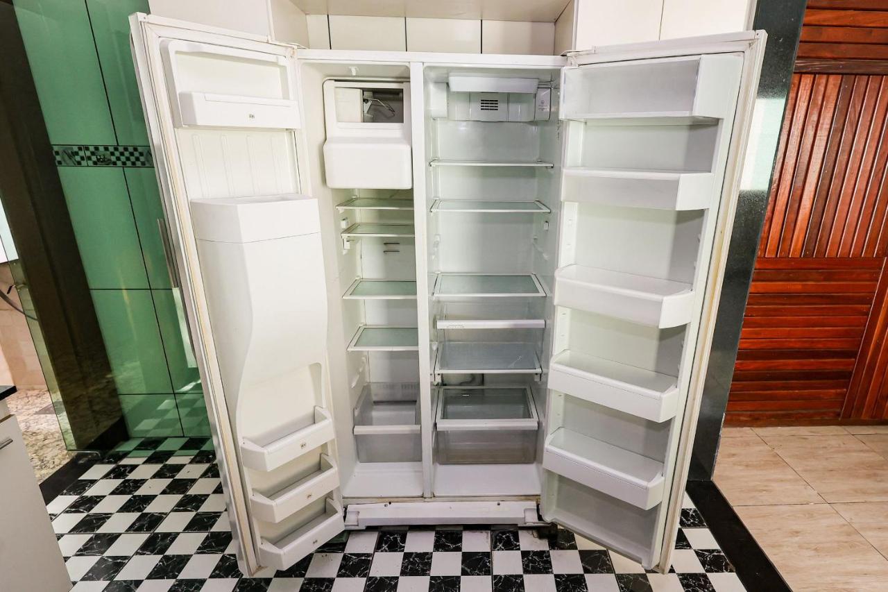 Mansão BH 30 pessoas, Piscina, Sauna e Eventos - B&B Belo Horizonte