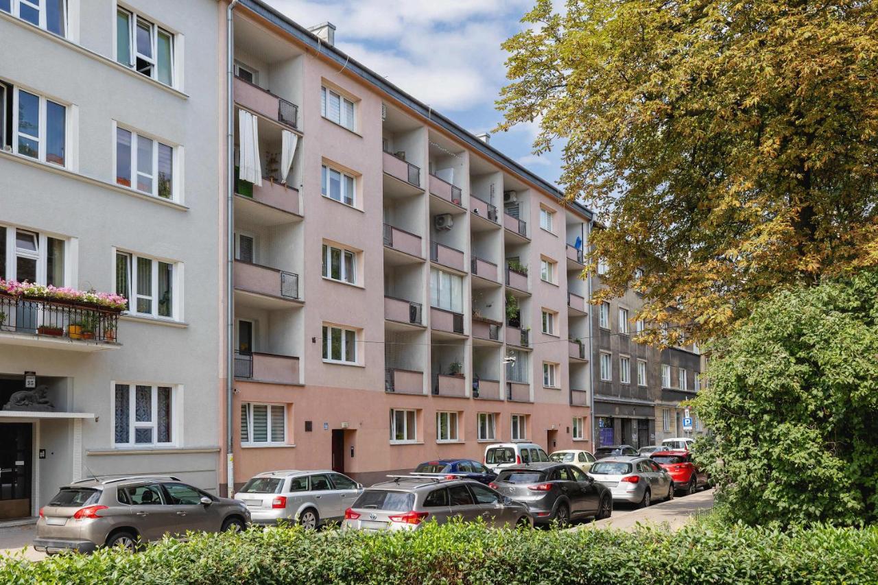 Nowowiejska Cosy Studio for 6 people in Cracow by Noclegi Renters - Chambres d’hôtes Cracovie