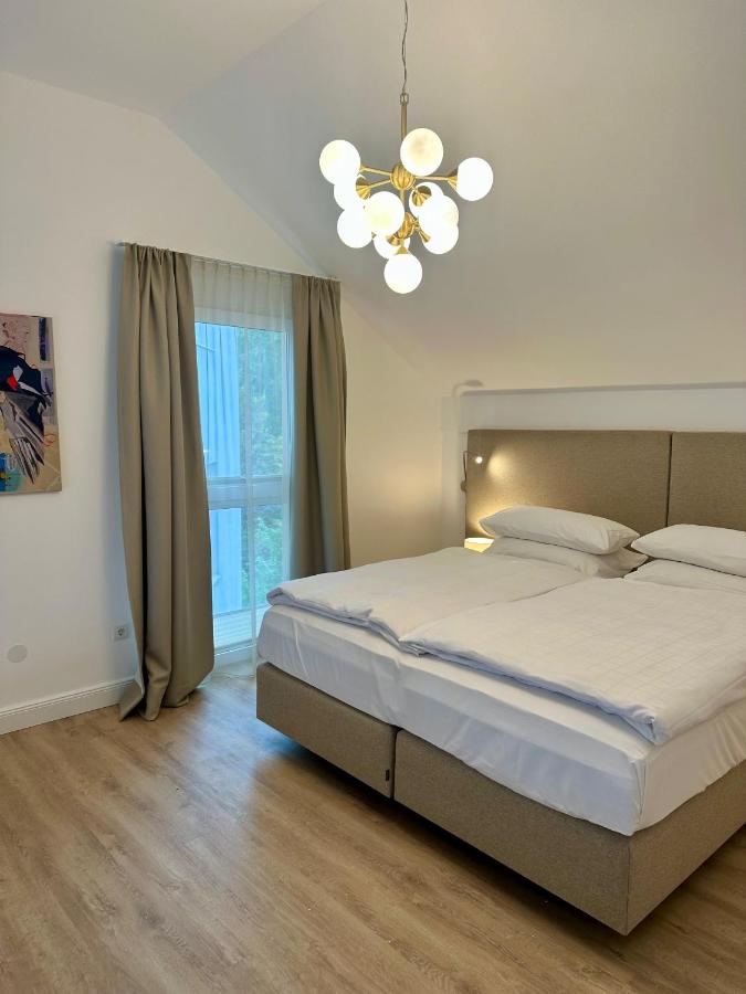 One-Bedroom Apartment with Balcony