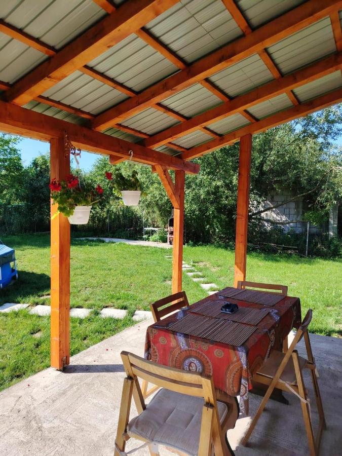 Cabana Briana - B&B Valea Drăganului