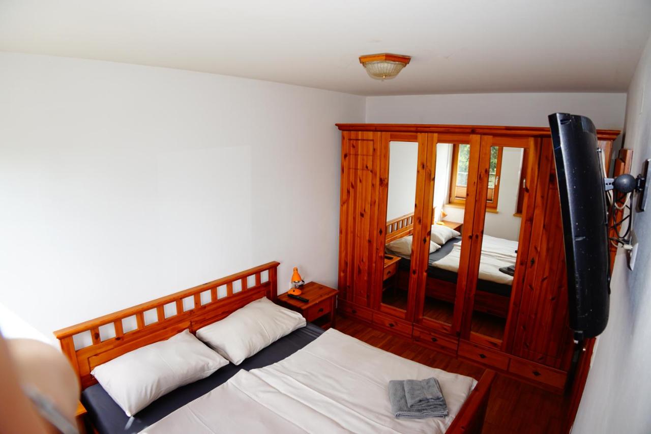 One-Bedroom Apartment with Terrace
