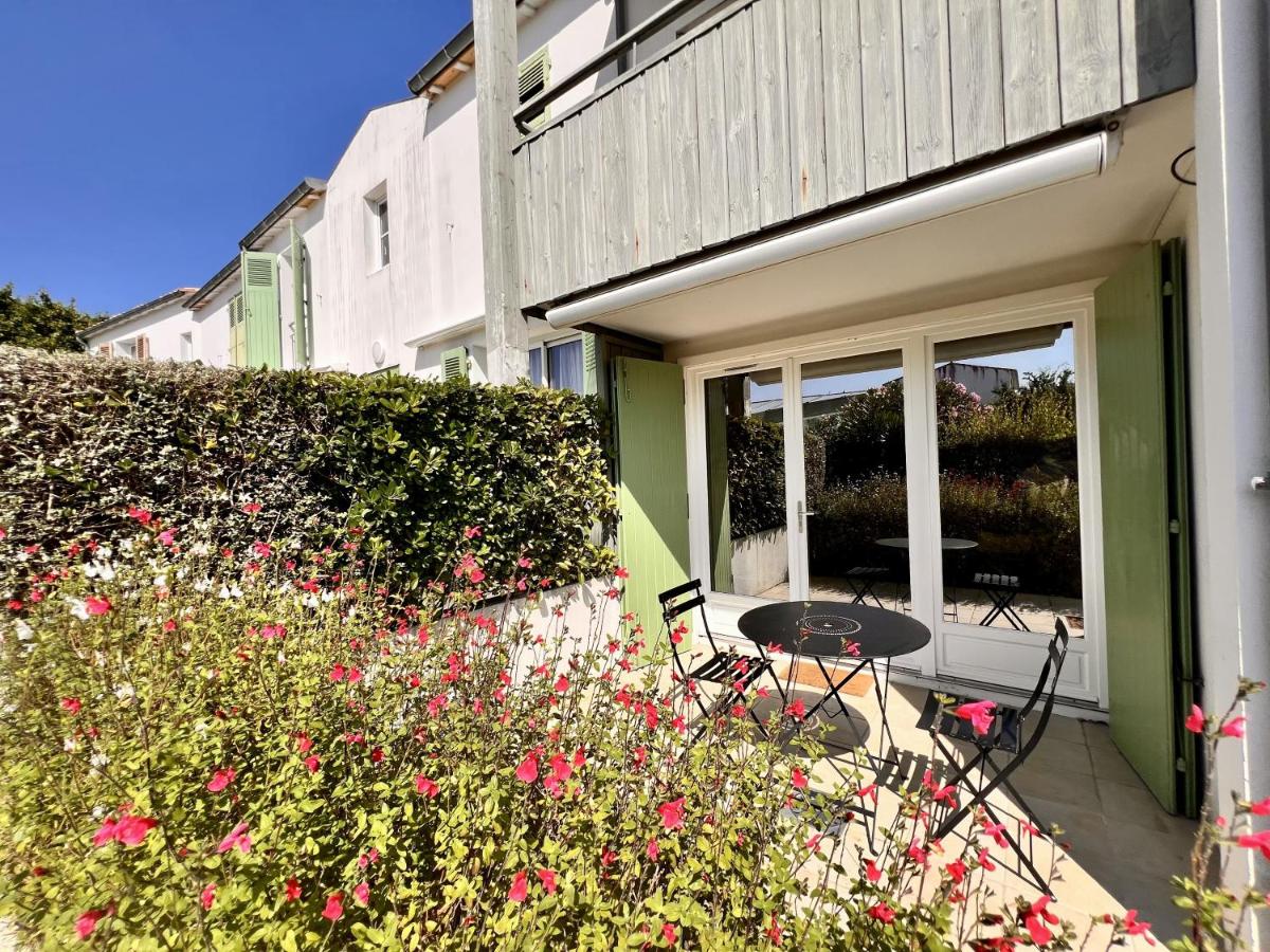 Harmony, appartement neuf avec piscine chauffée - B&B La Flotte